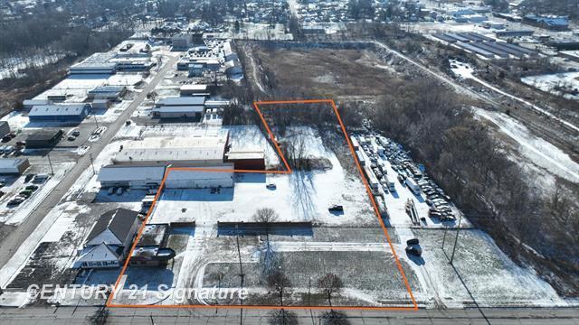 More Photos Of 2122 E Hemphill Rd, Burton Warehouse For Sale