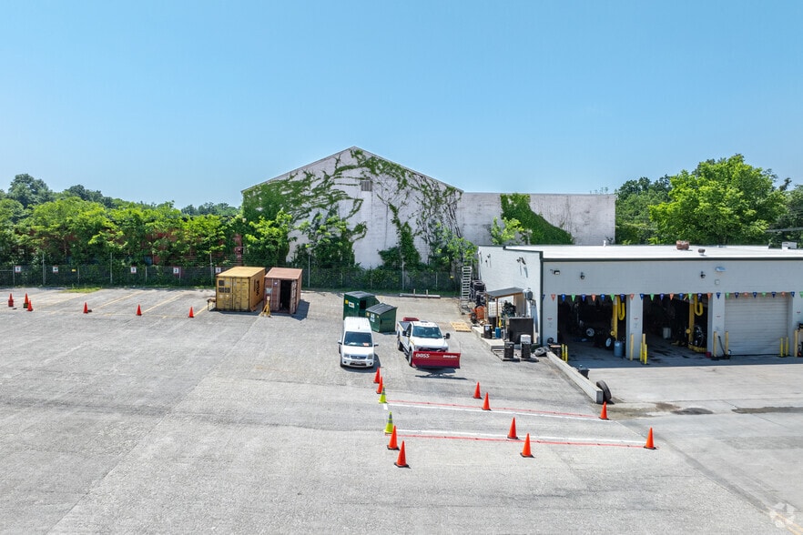 More Photos Of 1600 Cherry Hill Rd, Baltimore Manufacturing For Lease