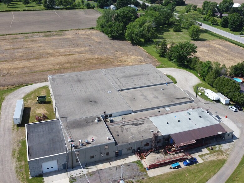 More Photos Of 324 County Road 34, Kingsville Manufacturing For Sale