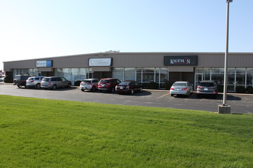 Primary Photo Of 2000 W Pioneer Pky, Peoria Office For Lease