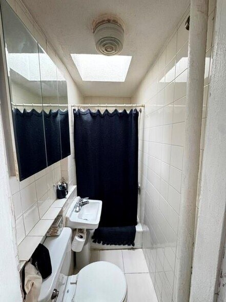More Photos Of 602 Henry St, Brooklyn Apartments For Sale
