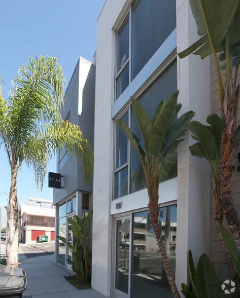 More Photos Of 2483 Kettner Blvd, San Diego Storefront Retail Office For Lease