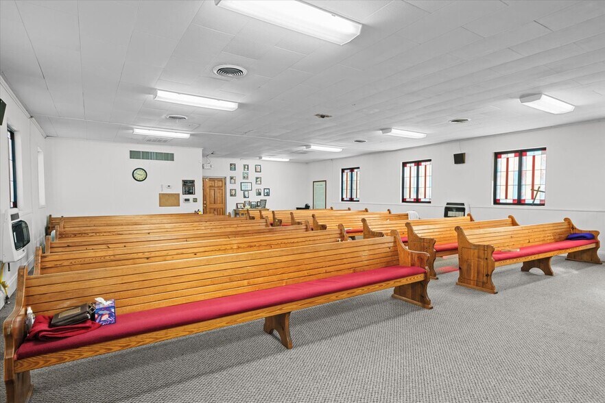 More Photos Of 123 Bethel Church Rd NE, Dalton Religious Facility For Sale