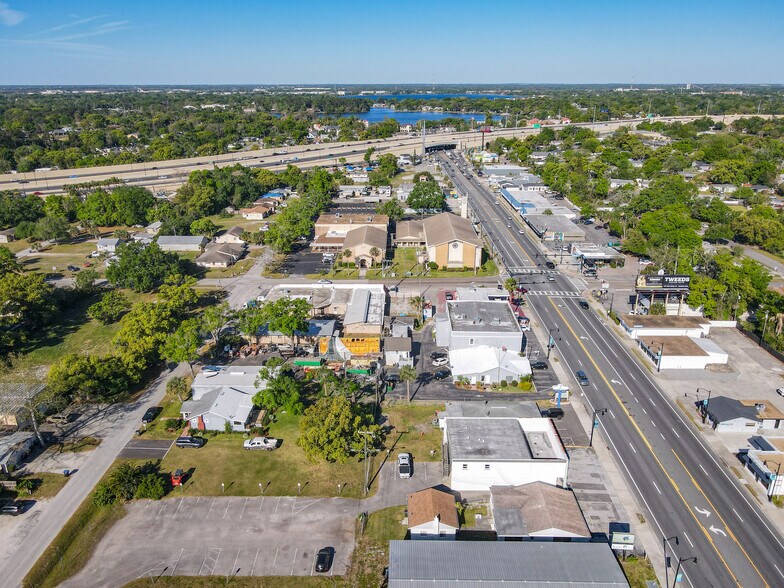 More Photos Of 1976 W Fairbanks Ave, Winter Park General Retail For Sale