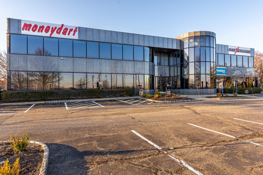 More Photos Of 1000 Woodbridge Center Dr, Woodbridge Office For Lease