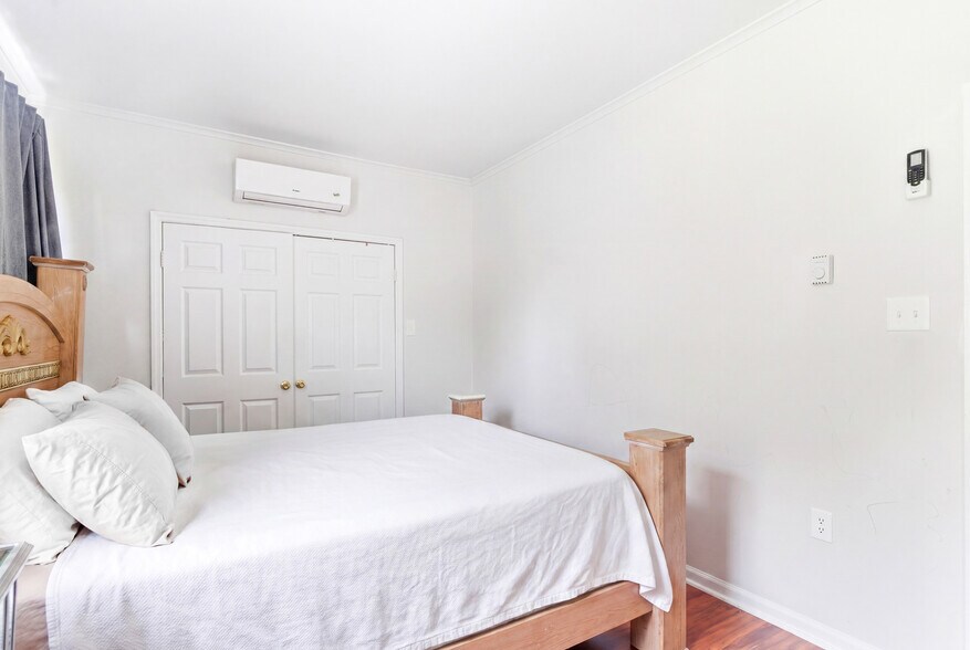 More Photos Of 99 Pulaski St, Newark Apartments For Sale