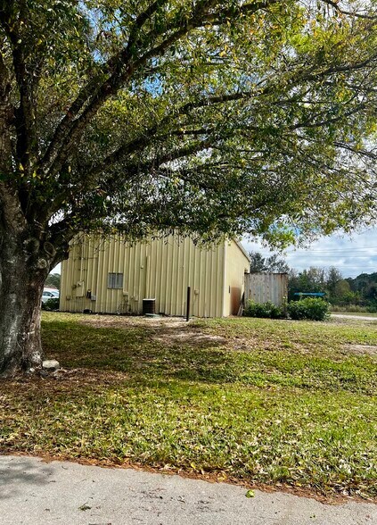 More Photos Of 2140 NW Reserve Park Trce, Port Saint Lucie Office For Sale