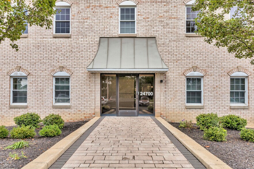 More Photos Of 24700 Center Ridge Rd, Westlake Medical For Lease