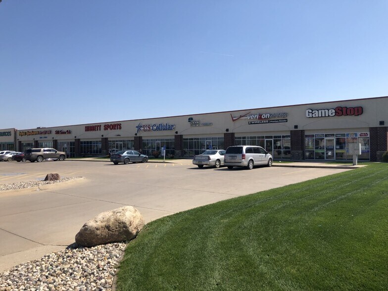 More Photos Of 111 Sale Barn Rd, Storm Lake Unknown For Lease