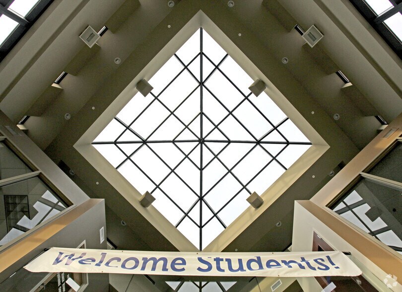 More Photos Of 17685 Juniper Path, Lakeville Office For Lease