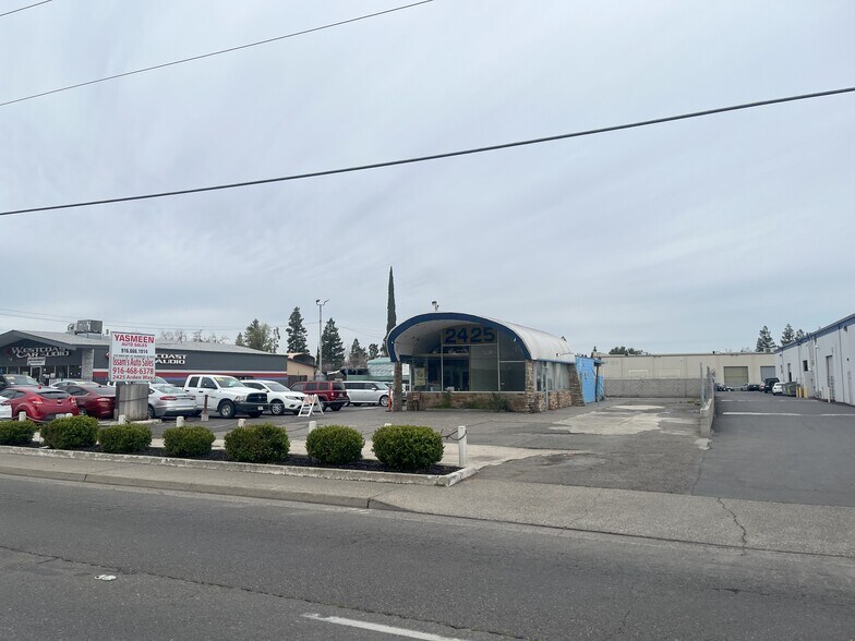 More Photos Of 2425 Arden Way, Sacramento Freestanding For Lease