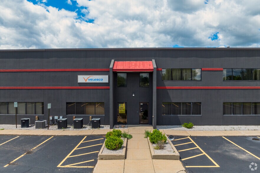 More Photos Of 5111-5121 E ML Ave, Kalamazoo Light Distribution For Lease