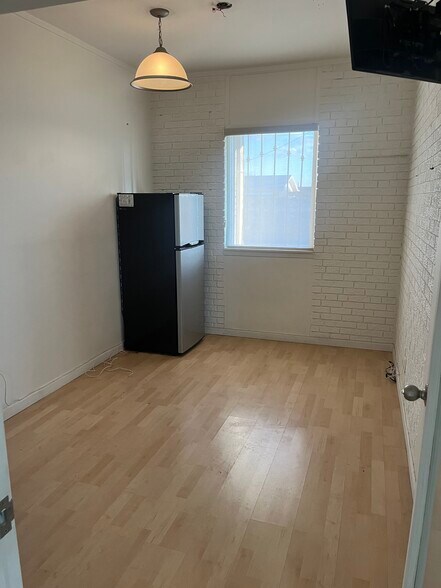 More Photos Of 6232 E Gateway Blvd, El Paso Freestanding For Lease