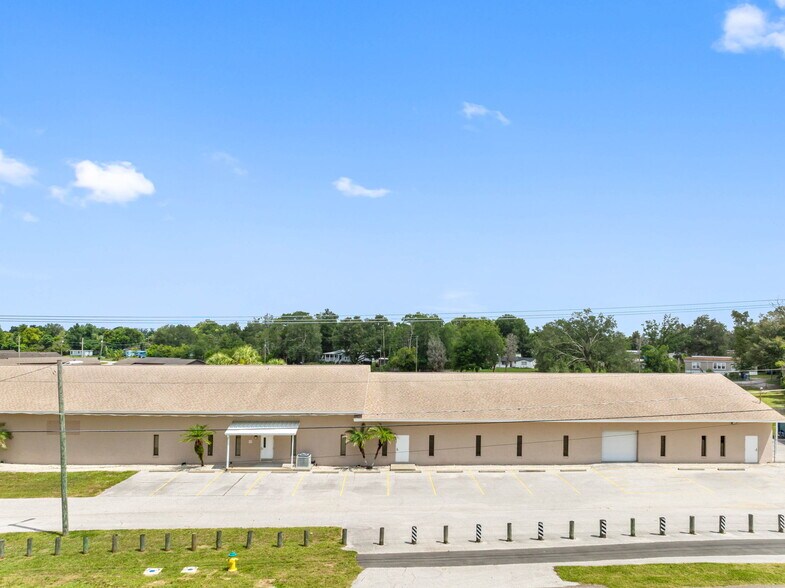 More Photos Of 9610 Harney Rd, Thonotosassa Warehouse For Sale