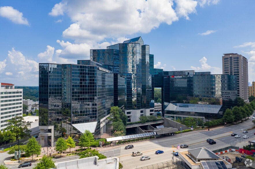 More Photos Of 3333 Peachtree Rd Ne, Atlanta Office For Sale