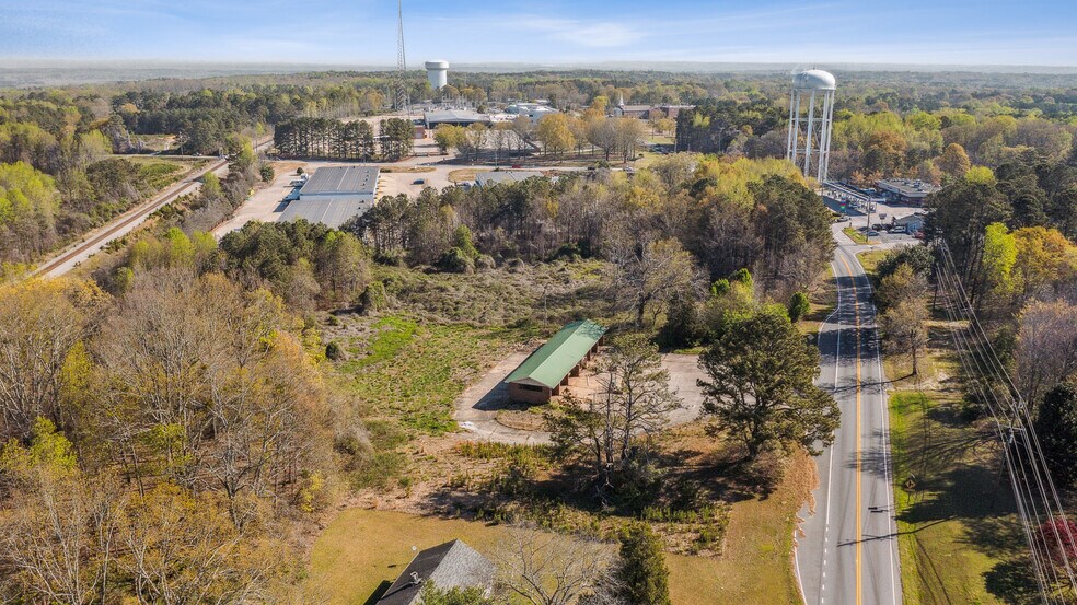 More Photos Of 11560 Veterans Memorial Hwy, Douglasville Land For Sale