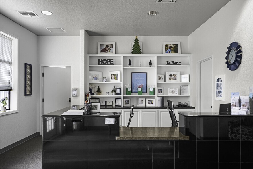 More Photos Of 903 Proton Rd, San Antonio Medical For Sale