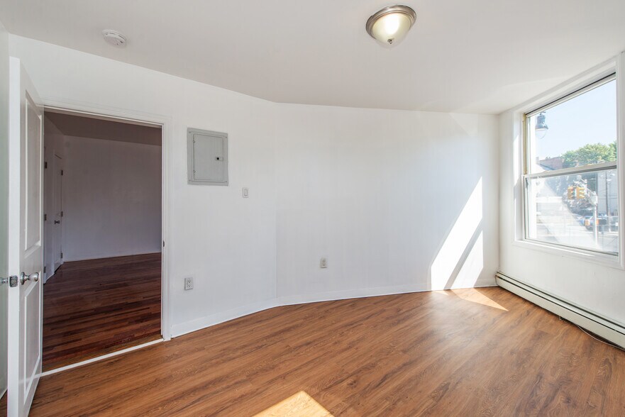 More Photos Of 611 Summit Ave, Union City Storefront Retail Residential For Sale