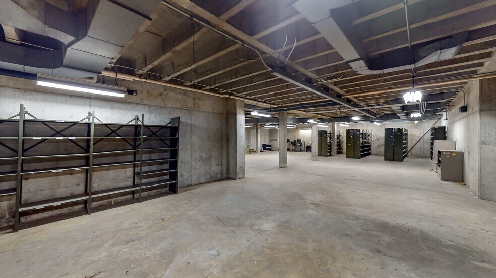 More Photos Of 8801 S Tacoma Way, Tacoma Freestanding For Lease