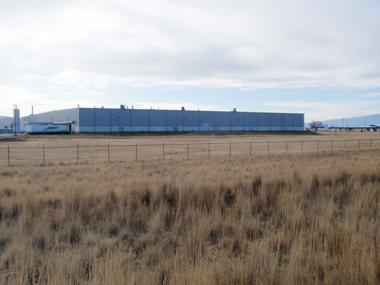 More Photos Of 5855 Washburn Way, Klamath Falls Warehouse For Sale