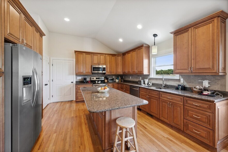 More Photos Of 1200 Cross River Dr, Riverhead Horse Stables For Sale