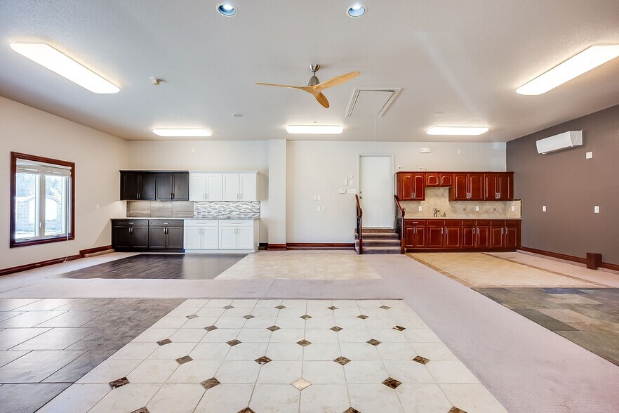 More Photos Of 121 S Water St, Derby Office For Sale