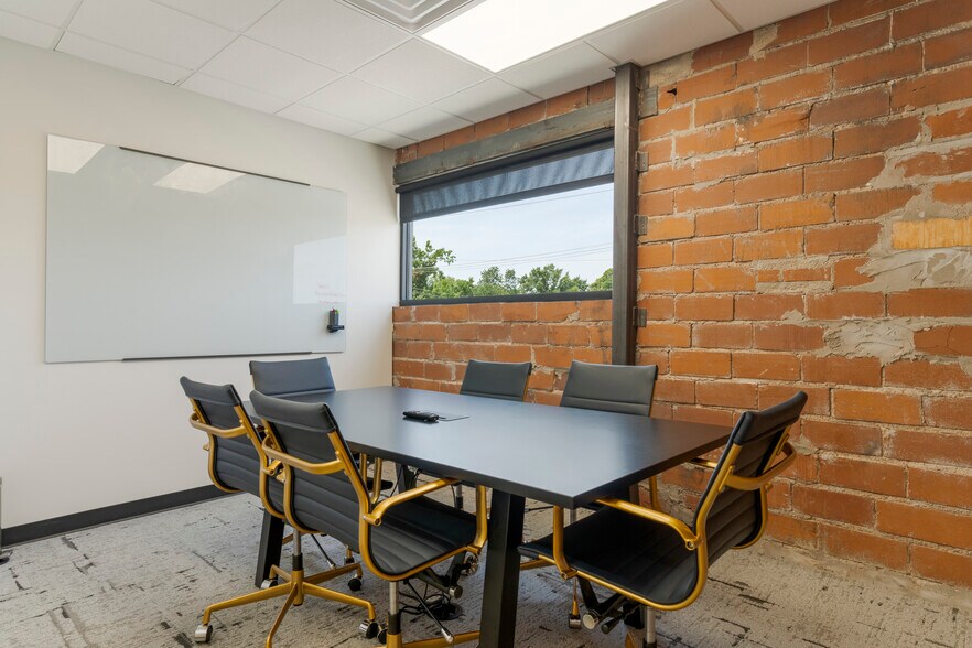 More Photos Of 1207 S Lewis Ave, Tulsa Coworking Space