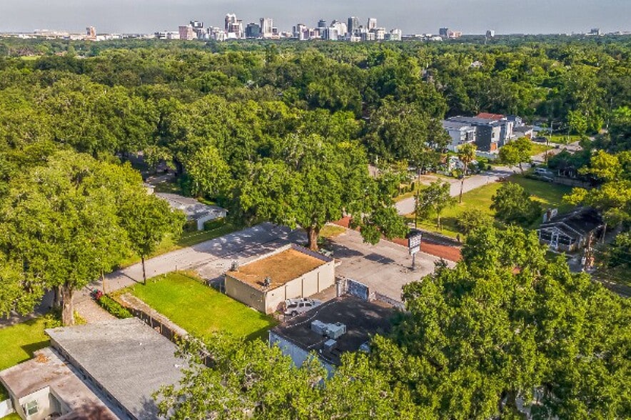 More Photos Of 2006 Curry Ford Rd, Orlando Convenience Store For Sale