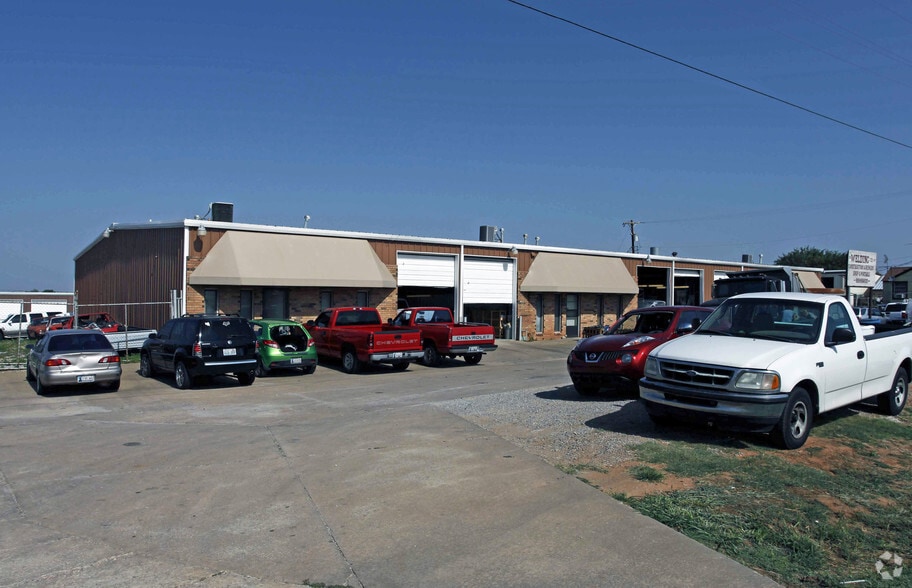 Primary Photo Of 9401 S Sunnylane Rd, Oklahoma City Service For Lease