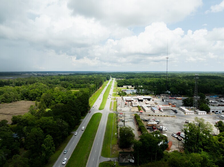More Photos Of 4557 Savannah Hwy, Ravenel Light Manufacturing For Lease