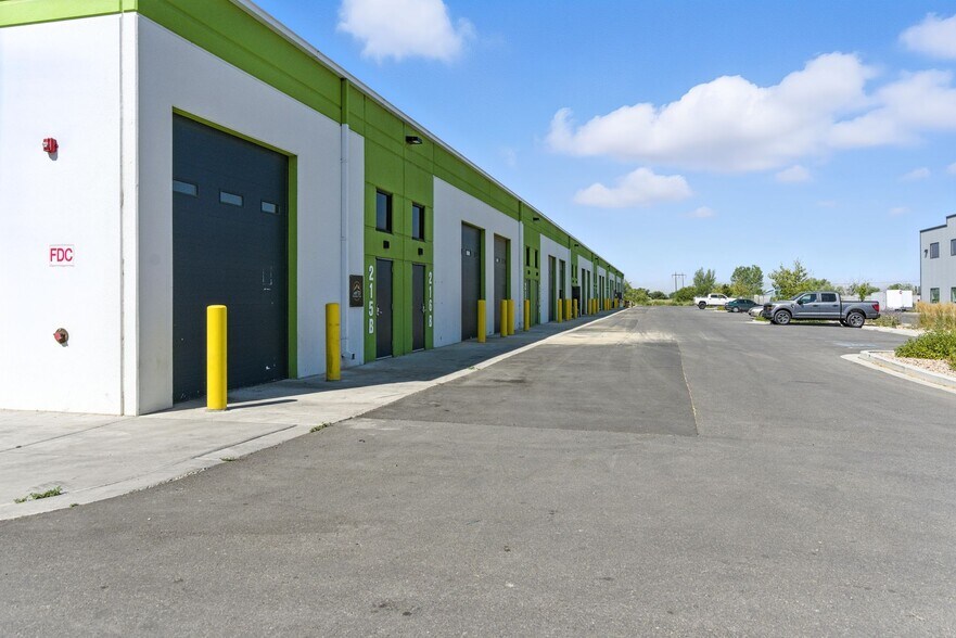 More Photos Of 317 N 2000 W, Springville Warehouse For Lease