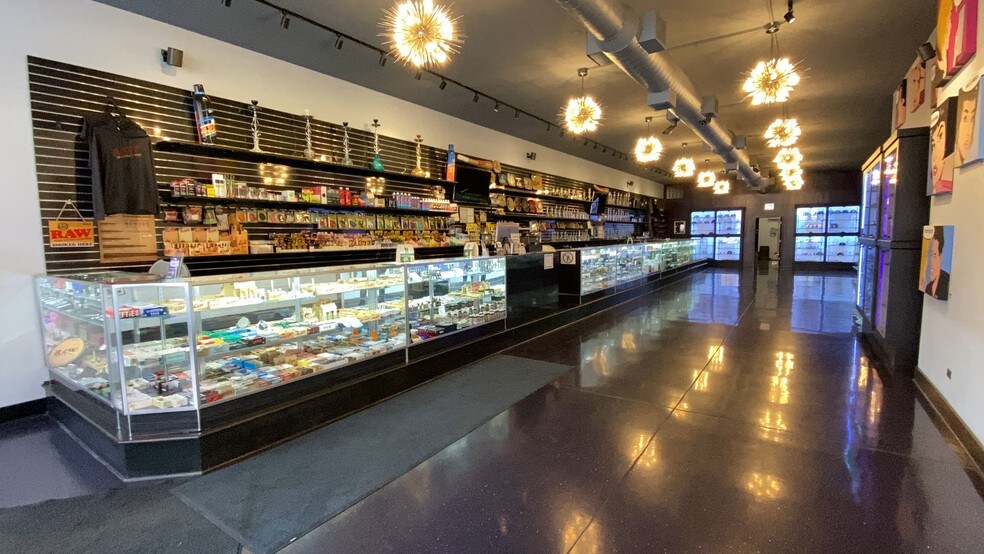 More Photos Of 1448-1450 N Milwaukee Ave, Chicago Storefront Retail Office For Lease