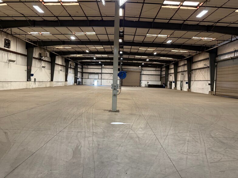 More Photos Of 2270 Ivy St, Chico Warehouse For Sale