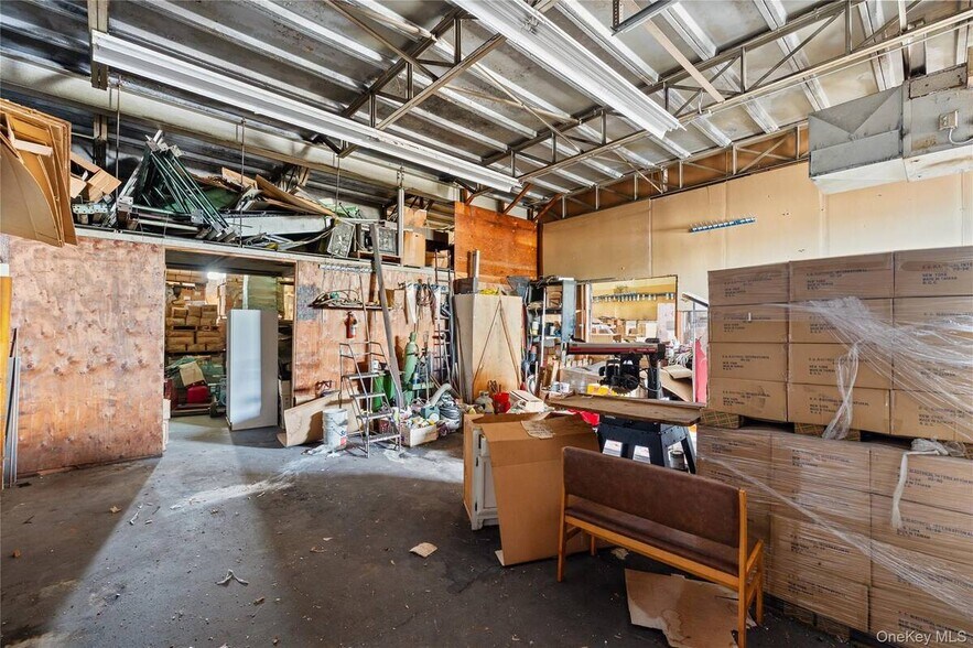 More Photos Of 1113-1125 Prospect Ave, West Islip Warehouse For Sale
