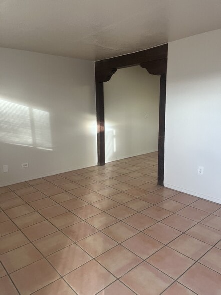 More Photos Of 118 S Main St, Belen Apartments For Sale