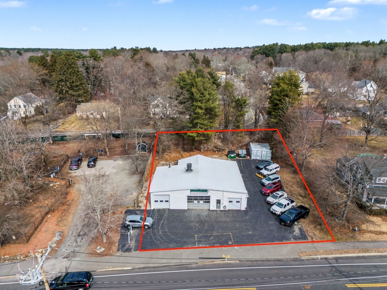 More Photos Of 298 Village St, Medway Warehouse For Sale