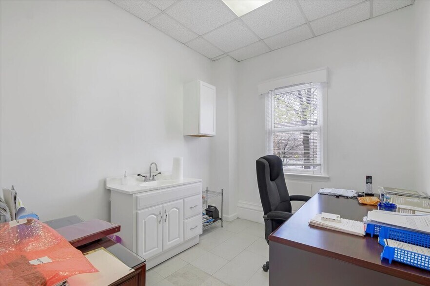 More Photos Of 100 S Highland Ave, Ossining Office For Sale