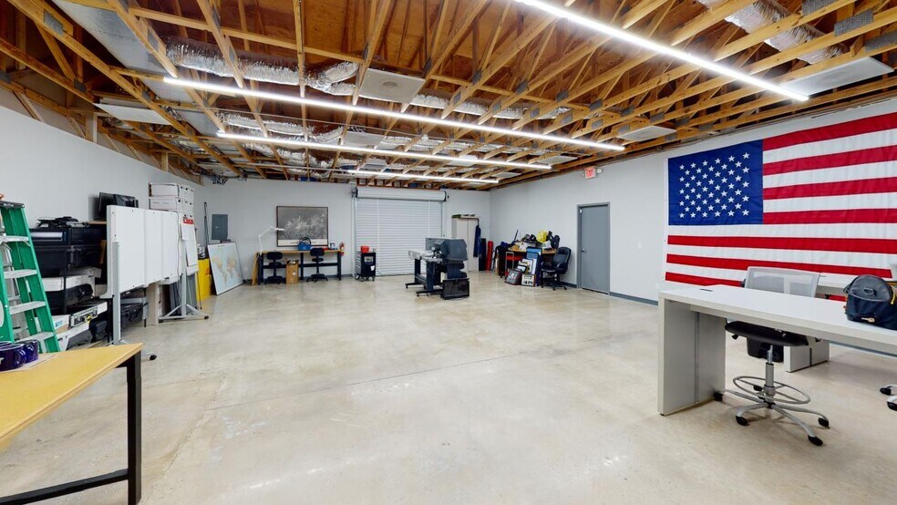 More Photos Of 64 Green St, Warner Robins Loft Creative Space For Lease