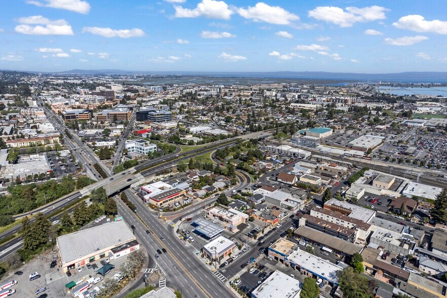More Photos Of 48 Laurel St, Redwood City Service For Sale