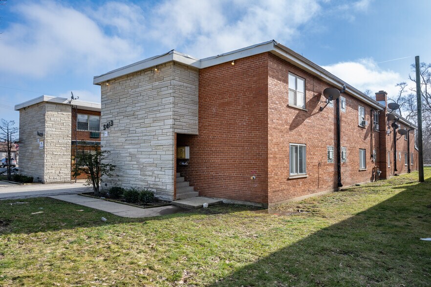 More Photos Of 5409 Saint Charles Rd, Berkeley Apartments For Sale