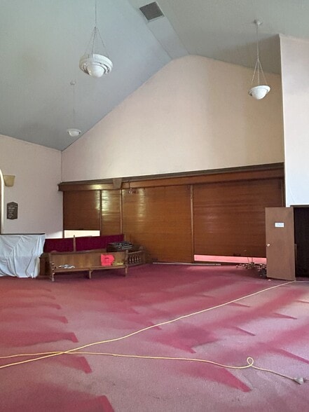 More Photos Of 19 N 4th St, Mahanoy City Religious Facility For Sale