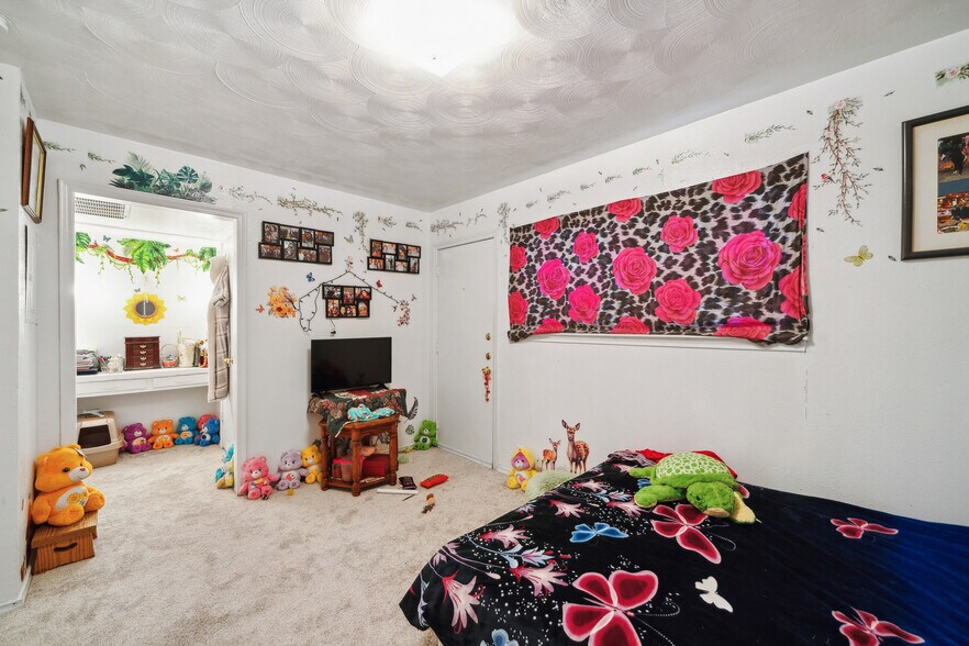 More Photos Of 2621-2625 Webb Chapel Ext, Dallas Apartments For Sale