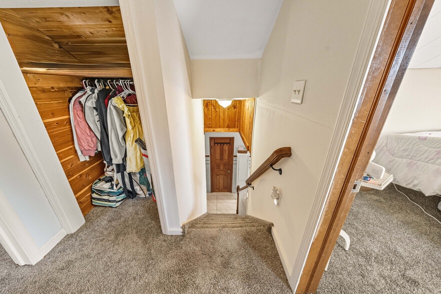 More Photos Of 40 Amboy Rd, Old Bridge Flex For Sale