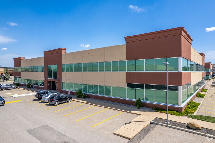 More Photos Of 3355 114th Ave SE, Calgary Office For Lease