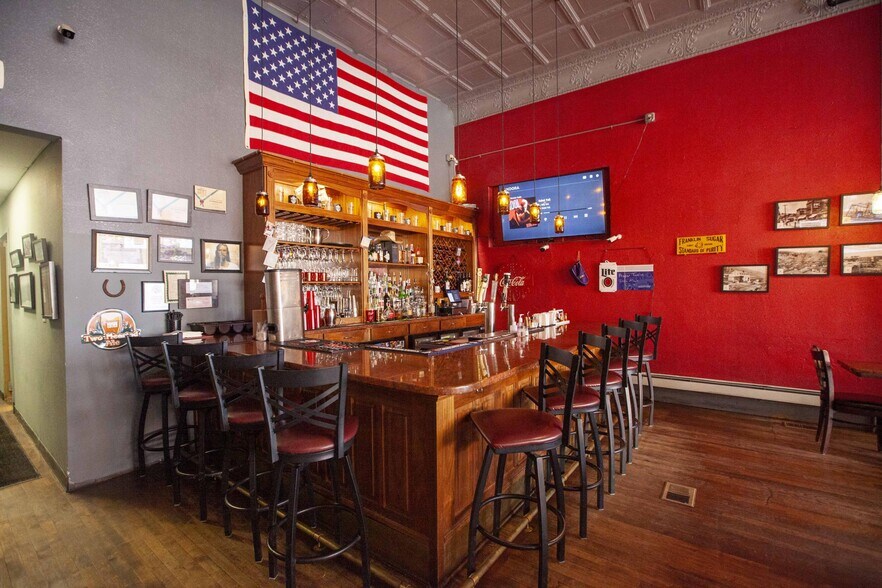 More Photos Of 341 N Commercial St, Trinidad General Retail For Sale