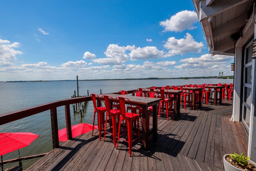 More Photos Of 700 Jordan Point Rd, Hopewell Restaurant For Sale