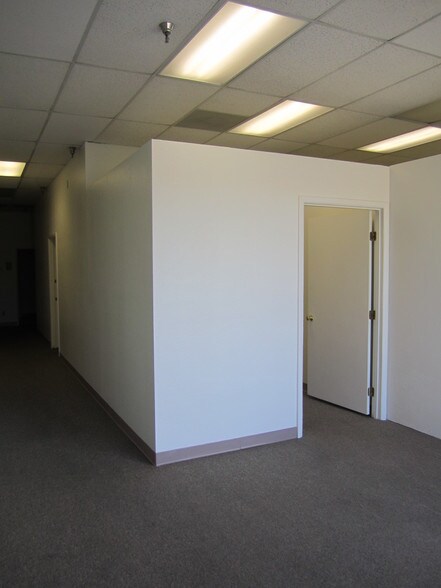 More Photos Of 101 S Rainbow Blvd, Las Vegas Unknown For Lease