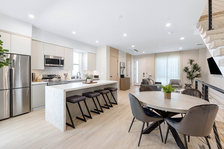 More Photos Of 113-153 W Plymouth St, Inglewood Apartments For Sale