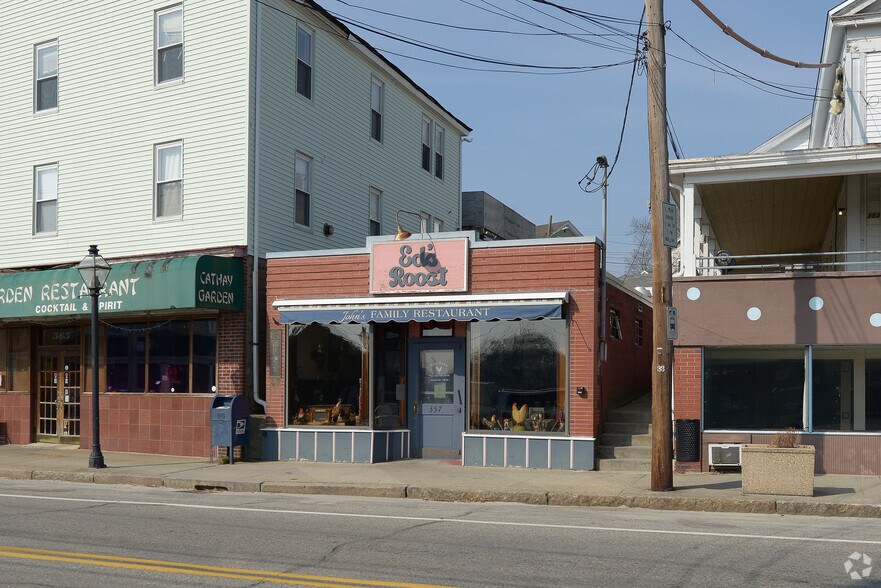 More Photos Of 357 Main St, East Greenwich Restaurant For Sale