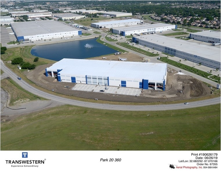 More Photos Of 2300 Arbrook Blvd, Arlington Unknown For Lease